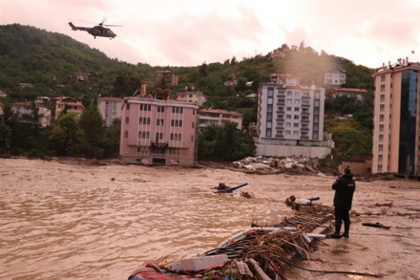 Sel felaketinde son durum... 'Her şey 5 dakikada oldu!' İşte Kastamonu, Bartın ve Sinop'taki yeni gelişmeler...