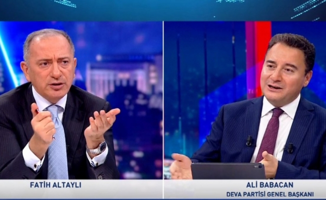 Ali Babacan: “Suriyeliler Türkiye için yük değil”