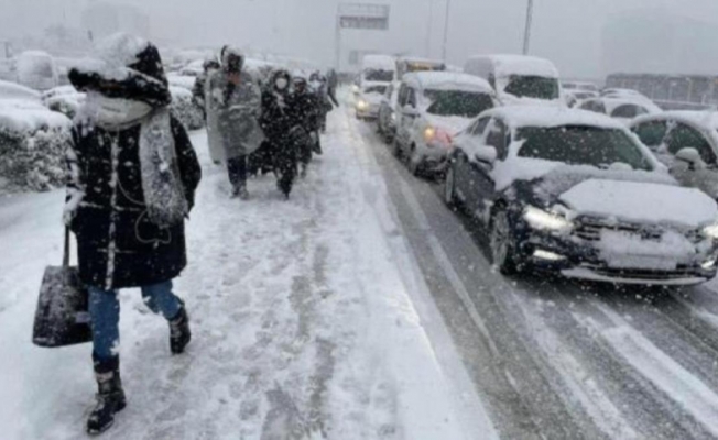İstanbul'da kritik gün: En yoğun kar yağışı bekleniyor! Megakent alarmda... Peş peşe uyarılar