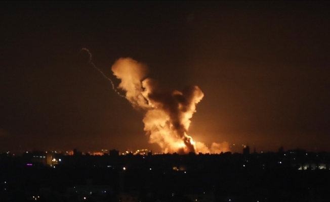 Son dakika: İsrail Gazze ve Lübnan'a saldırı başlattı.