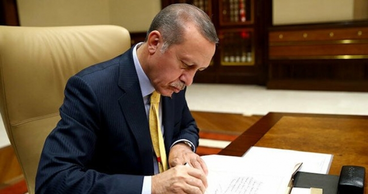 Cumhurbaşkanı Erdoğan'ın imzasıyla 20 üniversiteye yeni rektör atandı.