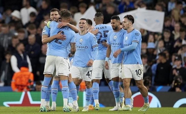 Premier Lig'de Manchester City, sezona 3-0'lık Burnley galibiyetiyle başladı