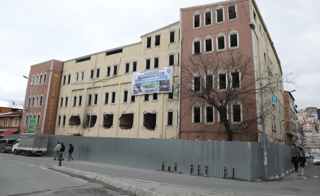 Alibeyköy Haliç Hospital Binası Yıkılıyor!
