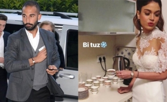Kaleci Volkan Babacan spiker Hilal Özdemir'le nişanlandı