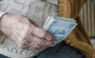 Zamlı emekli maaşları ne zaman yatacak? SGK'dan açıklama