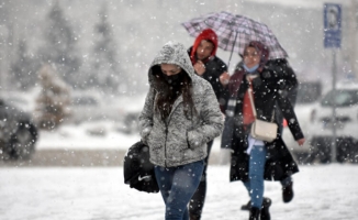 Meteoroloji tarih verdi! İstanbul'a kar geri geliyor...