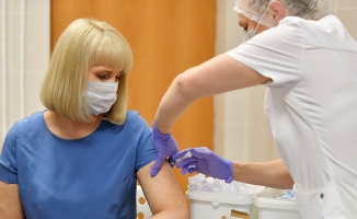 Hemşirelerden Aşı için Uyarı 'LÜTFEN RANDEVUNUZA GELİN'