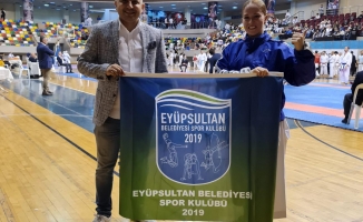 Sporcumuz Havva Bayazıt iki kategoride Türkiye Şampiyonu oldu