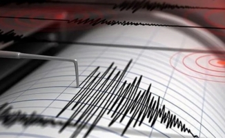 Yunanistan'da 5.7 Büyüklüğünde Deprem