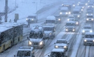 Trafik durma noktasında... İstanbul'da kar şiddetini artırdı, uyarı geldi